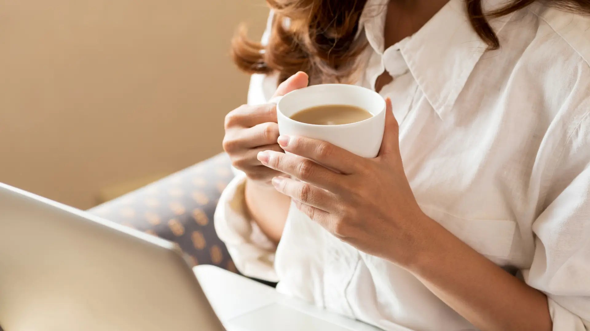 Effetti collaterali della caffeina: scopri perché non dovresti bere troppi caffè